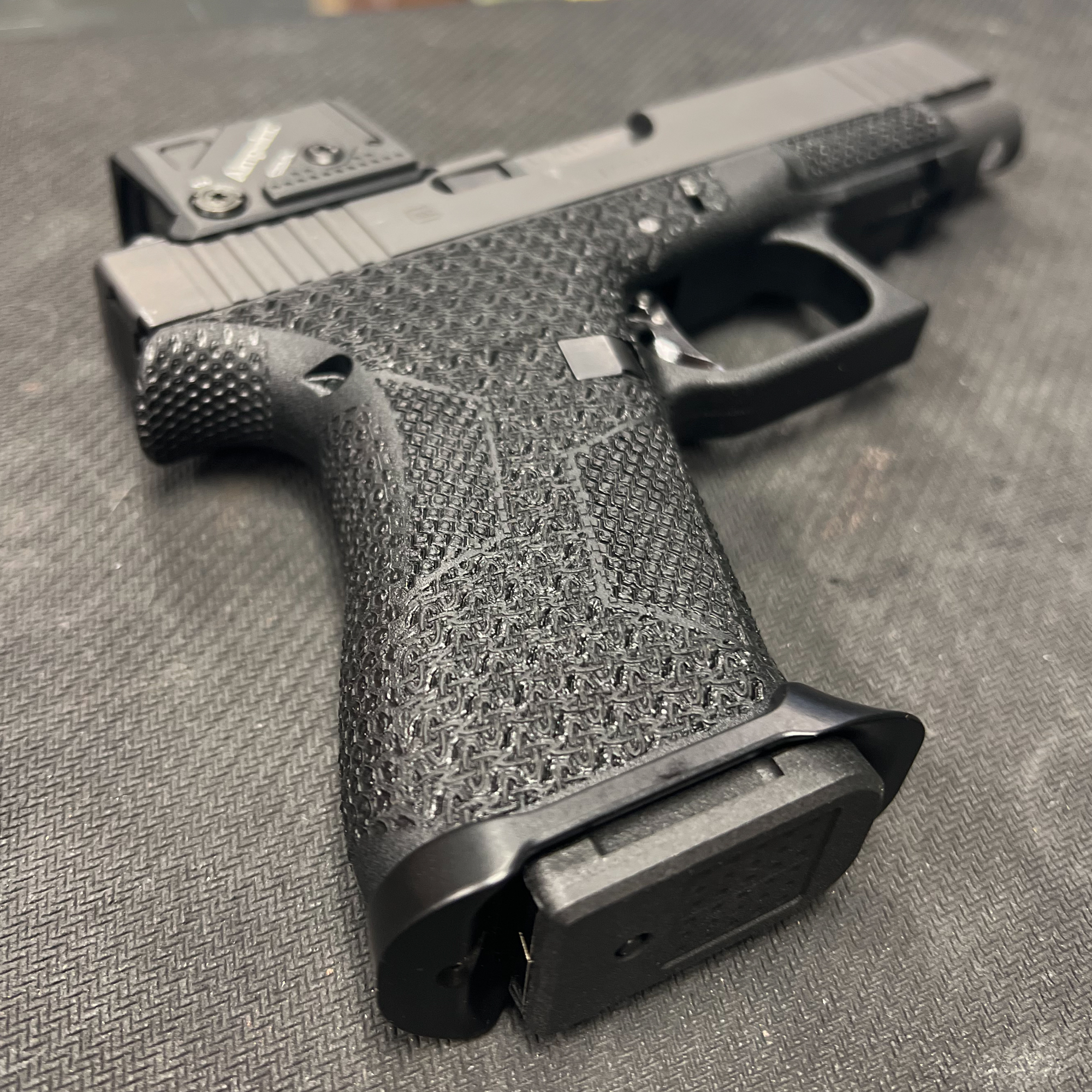 guns