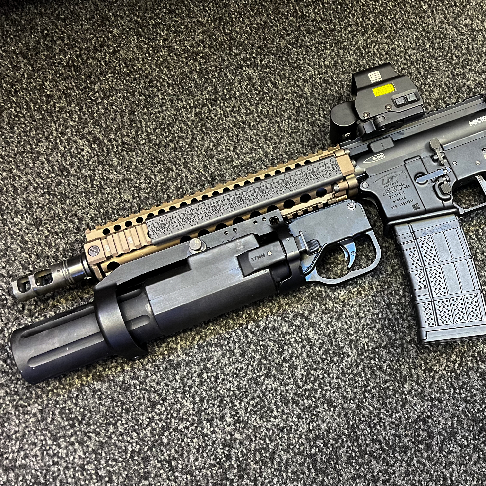 guns